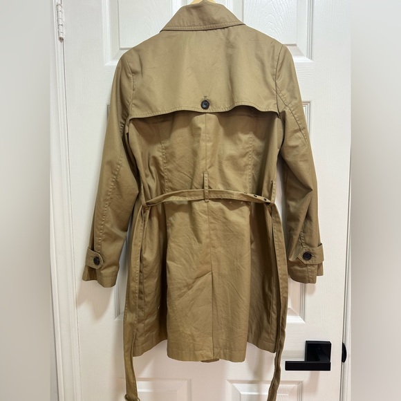 Beige Banana Republic Trench Coat - Picture 7 of 8